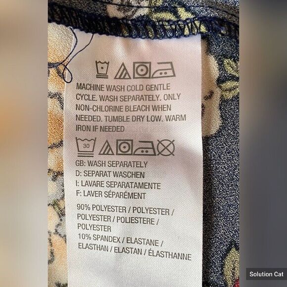 D & Co Blouse Women’s Large Blue Roses Floral Tunic Long Sleeves Cottagecore - Picture 4 of 7